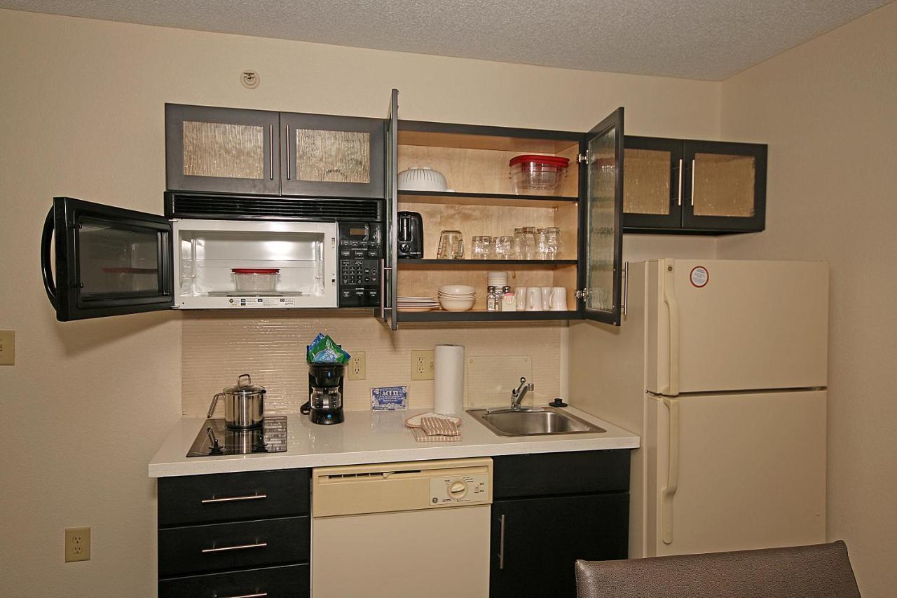 Candlewood Suites Newport News-Yorktown By Ihg Pokój zdjęcie